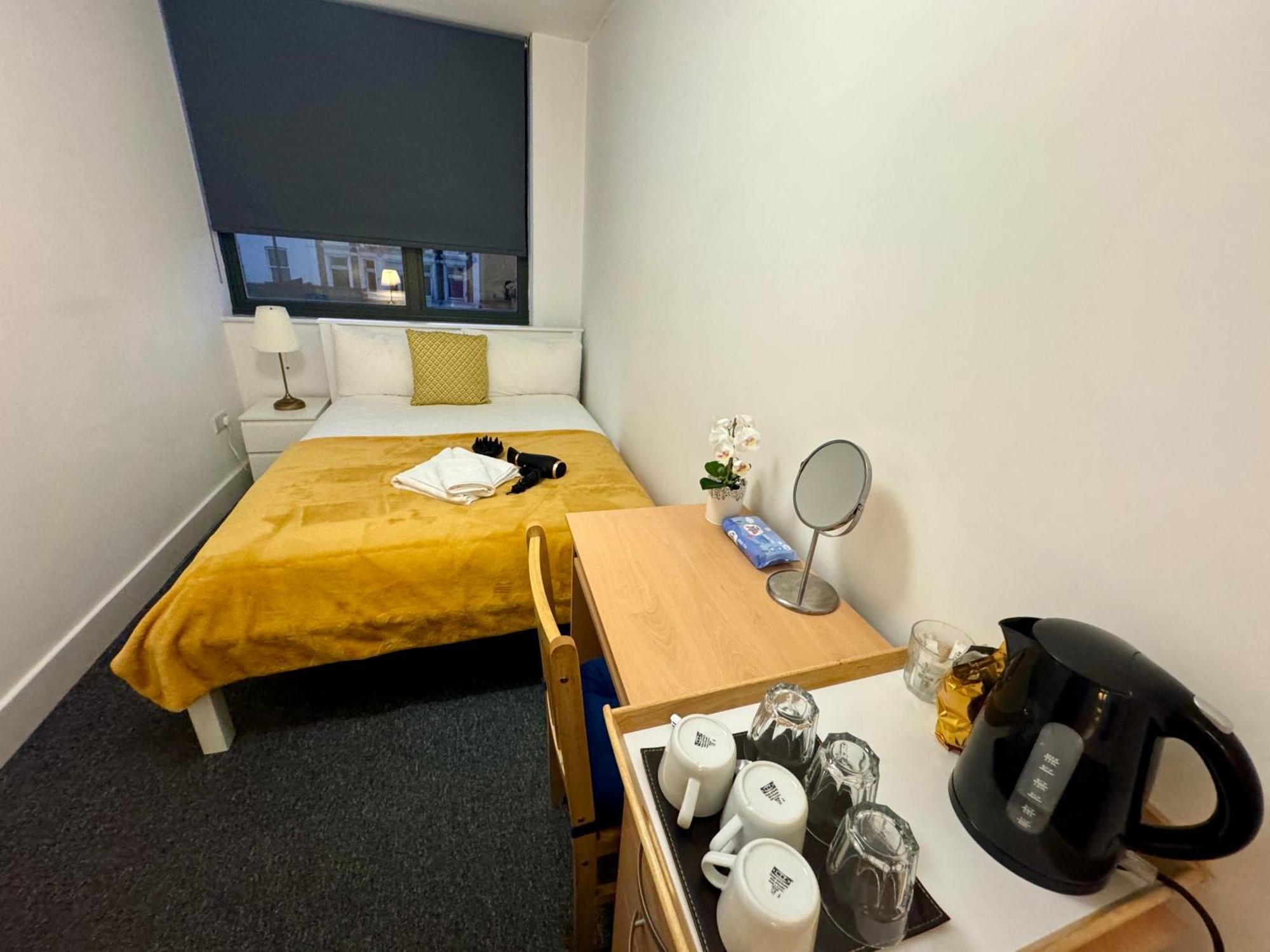 Cosmopolitan Comfort Private Bedrooms In Euston 106 Londra Exterior foto