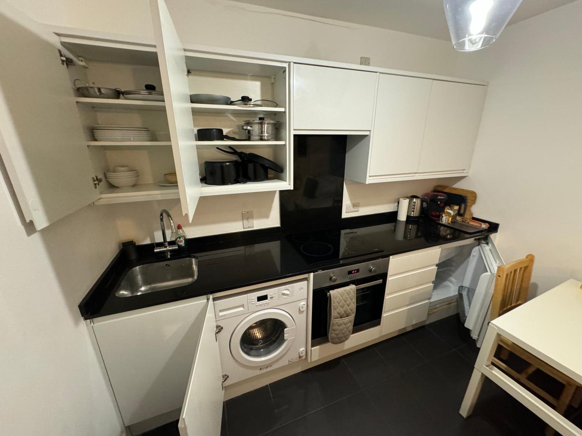 Cosmopolitan Comfort Private Bedrooms In Euston 106 Londra Exterior foto