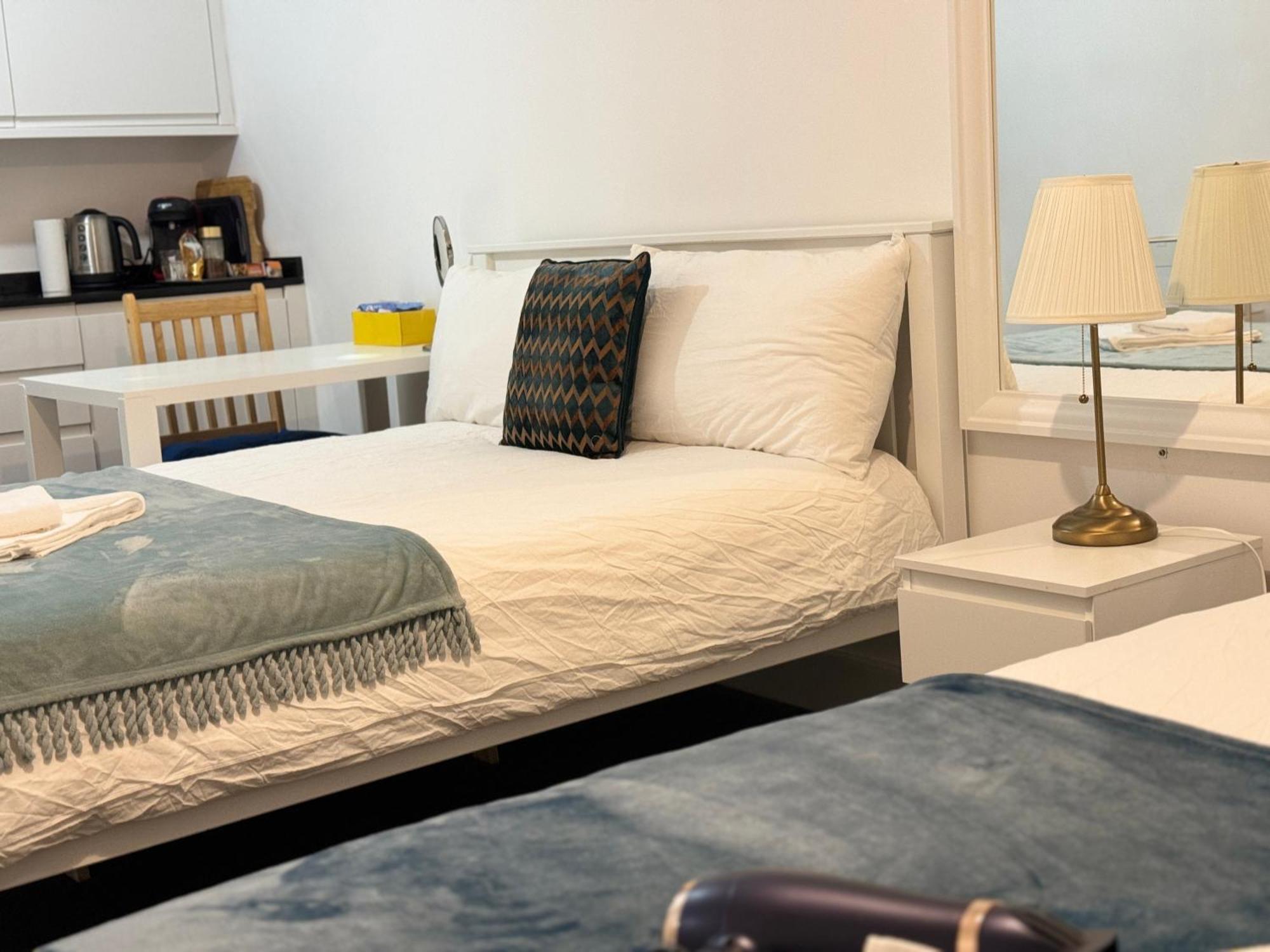 Cosmopolitan Comfort Private Bedrooms In Euston 106 Londra Exterior foto