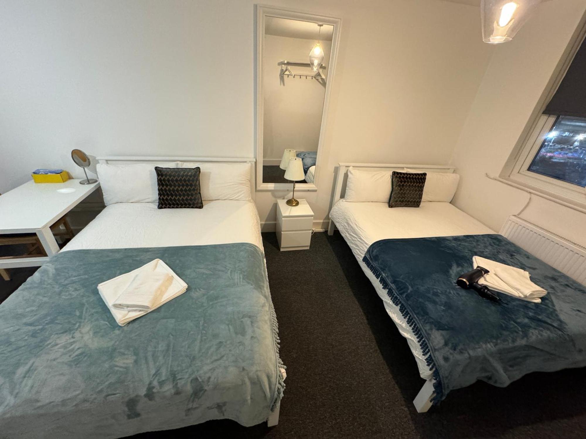 Cosmopolitan Comfort Private Bedrooms In Euston 106 Londra Exterior foto