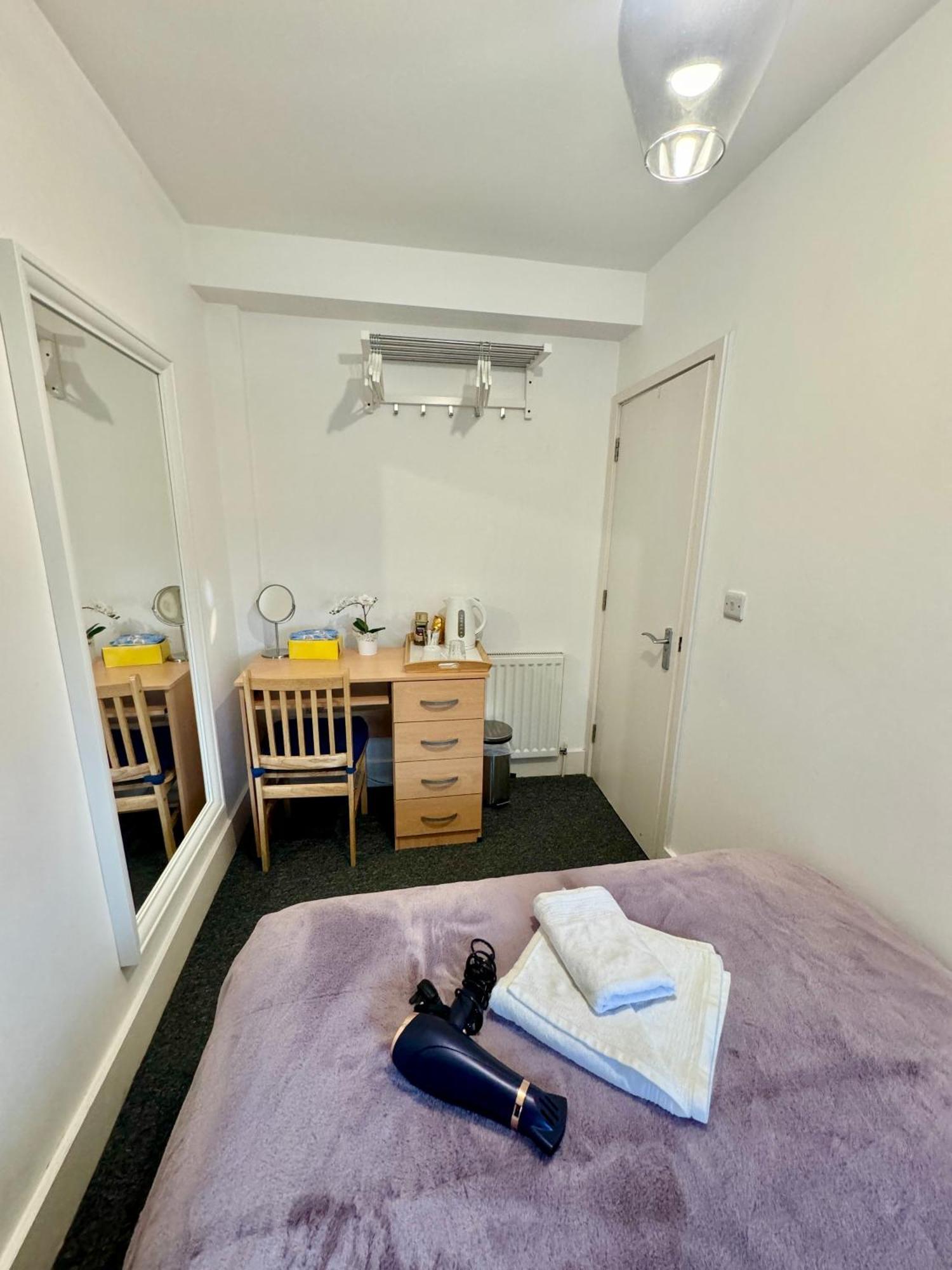 Cosmopolitan Comfort Private Bedrooms In Euston 106 Londra Exterior foto