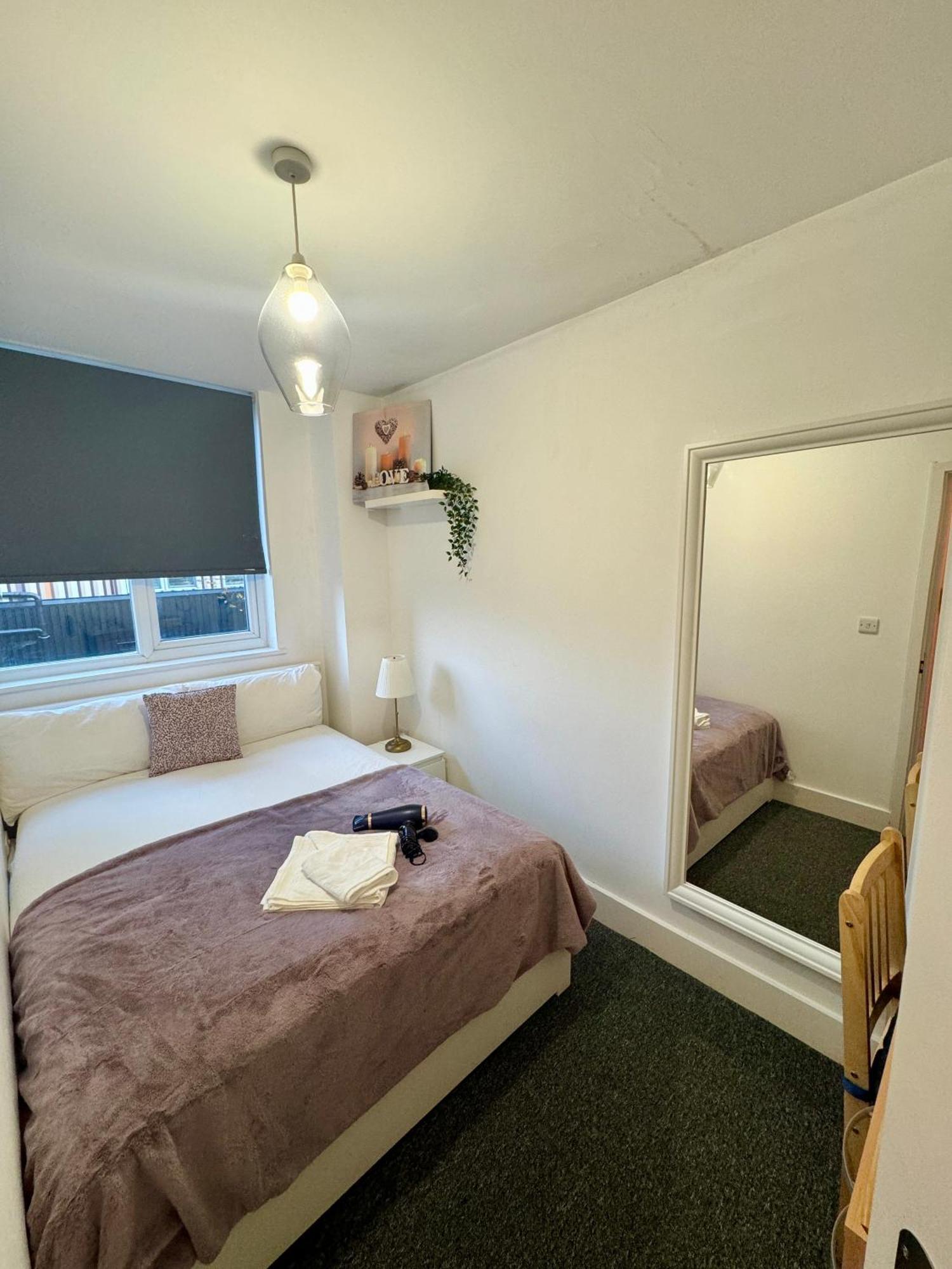 Cosmopolitan Comfort Private Bedrooms In Euston 106 Londra Exterior foto