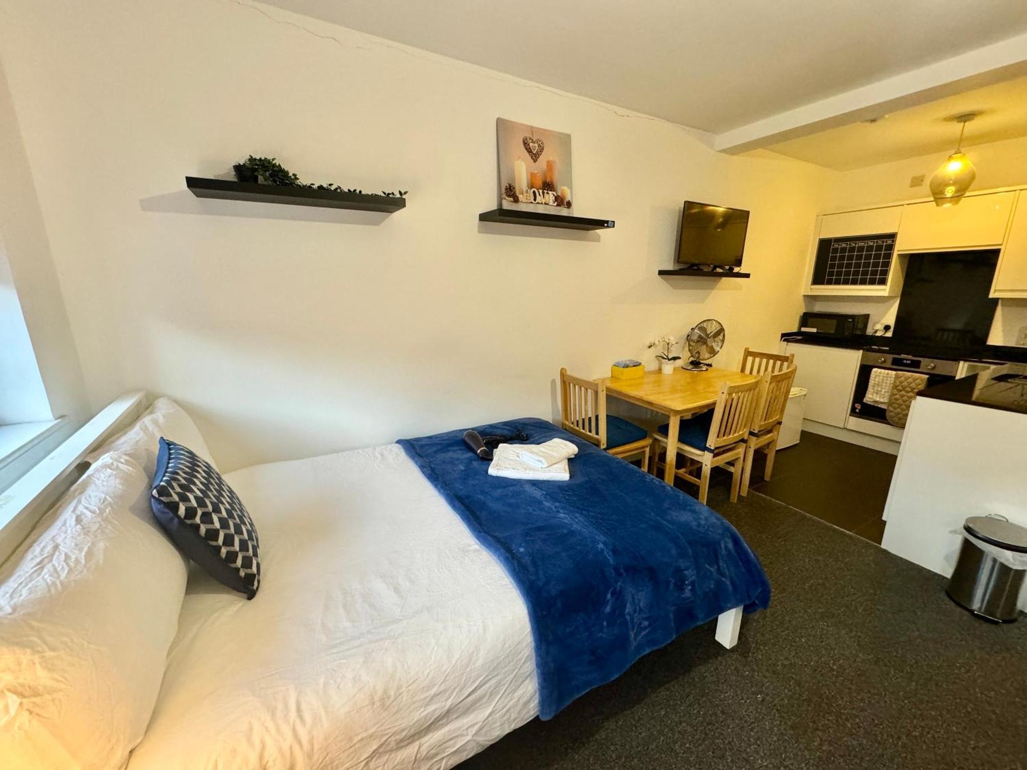 Cosmopolitan Comfort Private Bedrooms In Euston 106 Londra Exterior foto